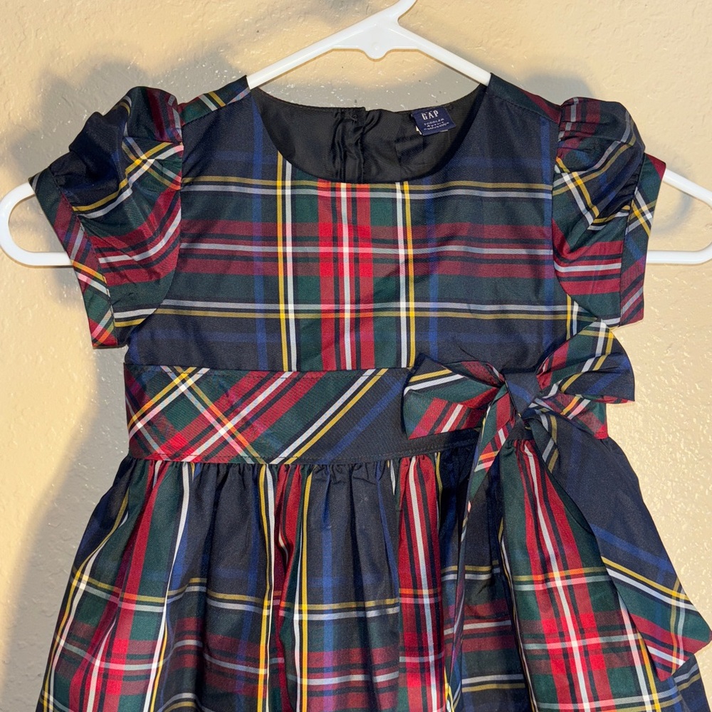 NWOT Gap Holiday plaid Maxi dress with a bow detail and zippered back size 4 y